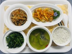 -乐茵敔山湾月子中心(独栋湖景店)