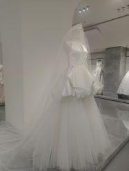-南京宝娜嫁衣婚纱礼服馆(中央路店)