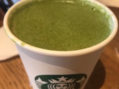 -星巴克臻选(莘庄仲盛店)