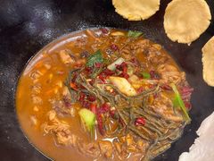 -鲁员外地锅鸡地锅鱼(古墩路店)