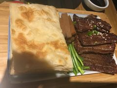 烙饼卷带鱼-局气 烤鸭·北京菜(光华路店)