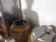 -正宗杨记普洱酸醋米线(总店)