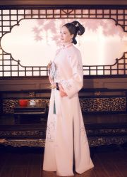 -盘子女人坊古装写真摄影(厦门总店)