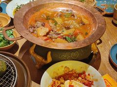 -吃饭皇帝大土家民族菜(正大广场店)