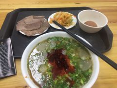 -马德元纯汤牛肉面(太奥广场店)