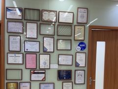 -茂菊口腔连锁(浦东南路店)