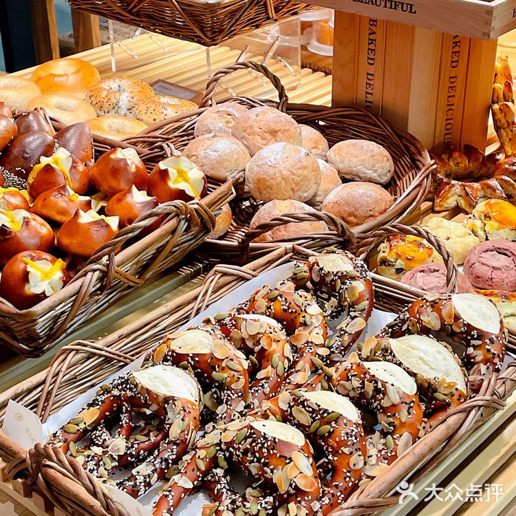 司小禾开新店啦✨✨日式短蛋糕真的好吃‼️