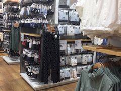 -优衣库(上海虹口龙之梦店)