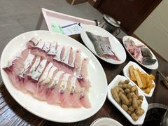 脆肉鲩鱼头-正能量脆肉鲩火锅
