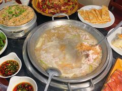 -老来福·非遗酸汤兔(凯旋路店)
