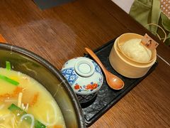 -银米·云南传统过桥米线(双廊黑金冠店)