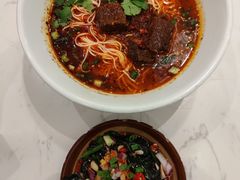 -李与白包子铺(桐梓林店)