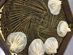 灌汤包-西安贾三灌汤包·回坊小吃·清真炒菜(北院门总店)
