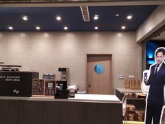 门面-瑞幸咖啡(平安滨江金融中心店)