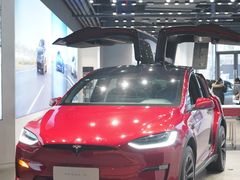 -TESLA 特斯拉(上海太古汇体验店)