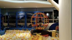 -MELAND CLUB亲子乐园•派对(虹桥万象城店)