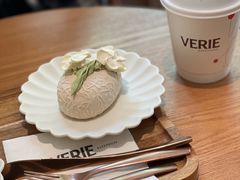茉莉花茶蛋糕-VERIE BAKEHOUSE