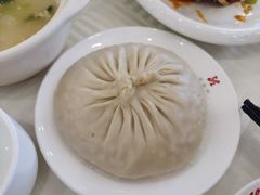 蟹黄汤包-怡园饭店-餐厅(四望亭店)