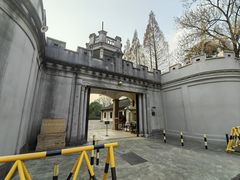 -上海市龙华烈士陵园