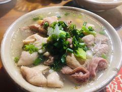 -周肥肠(江油总店)