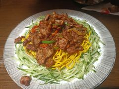 -盾亚新疆餐厅(松江万达广场店)