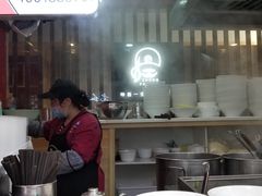 -钟方模白家肥肠粉(春熙店)