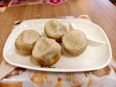 -小杨生煎(白玉兰广场店)
