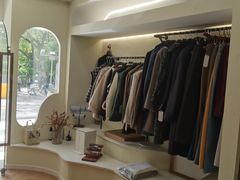 -吴志坚洋服店(贵都邻里中心店)