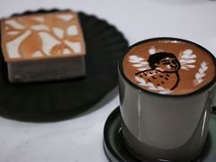 -潮一不贰·法式甜品·生日蛋糕·西式简餐(外滩店)