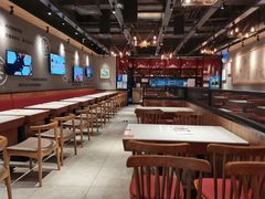 大堂-渝是乎酸菜鱼(龙旗购物中心店)