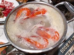 -金马门国际美食百汇(珞喻路店)