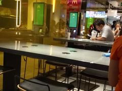 -麦当劳(新王府井店)