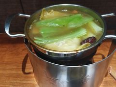 -独食火锅·半米屋台(直营总店)