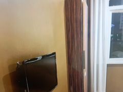 -卡罗酒店(东门晒布地铁站店)