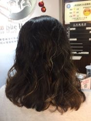 -镁连社·美联社