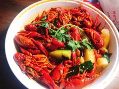 -乡土黄·鲜牛肉火锅·小龙虾(兴业街店)