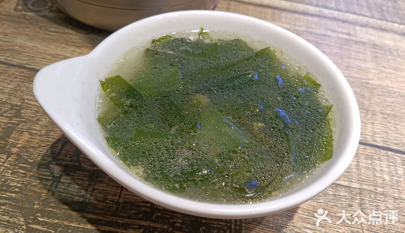 走几百米从c2出口出到地面又折回几百米再走到商场