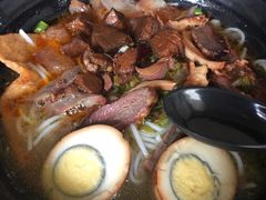-花溪巷牛肉粉(泉城路店)