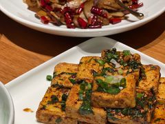 香煎石屏豆腐-一坐一忘云南菜(北京skp店)
