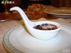 甜点1侧面，味道还不错-长峰假日酒店·佛罗伦萨西餐厅