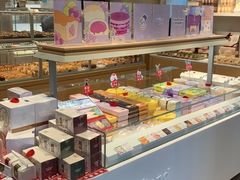 面包甜点陈列柜-好利来(亦庄国融店)