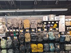 -迪卡侬(西三旗店)