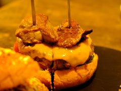 -HIGH FIVE哈福手工汉堡(桂林路店)