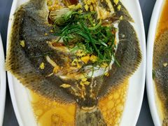 -巨元河鲜酒楼·清远特色菜名店(英德店)