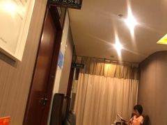 -爱康国宾体检中心(五角场万达广场分院)