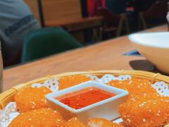 -樾餐厅泰式海鲜火锅(民歌湖店)