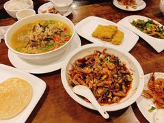 -一楼食业·美食人家