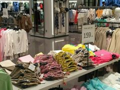-ZARA(熙地港店)