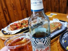 小白楼香槟-老东镇啤酒屋海鲜加工·蒸汽海鲜·海鲜烧烤(台东店)