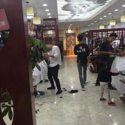 -宝丽源美容美发